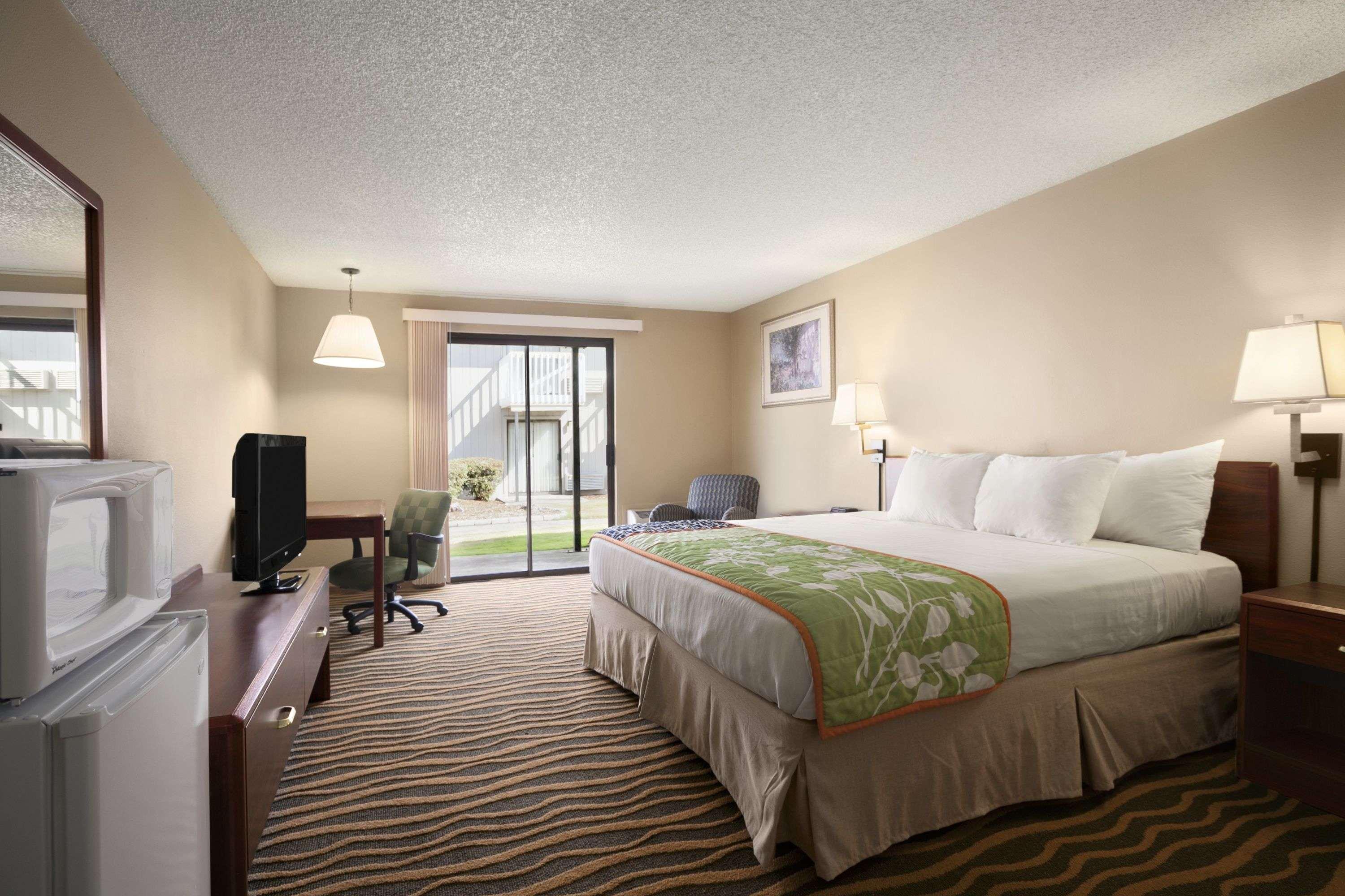 South Tacoma Suites Εξωτερικό φωτογραφία