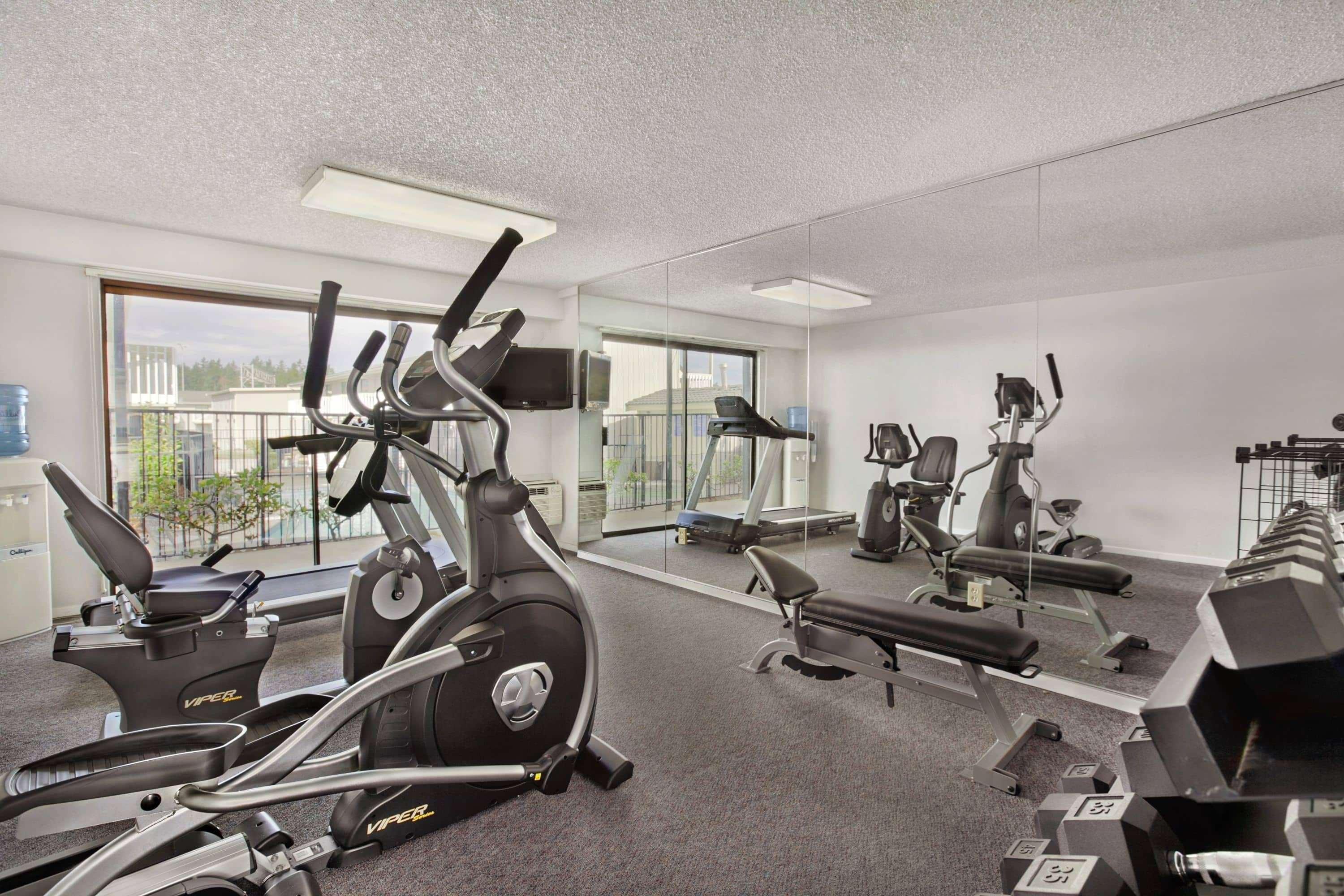South Tacoma Suites Εξωτερικό φωτογραφία