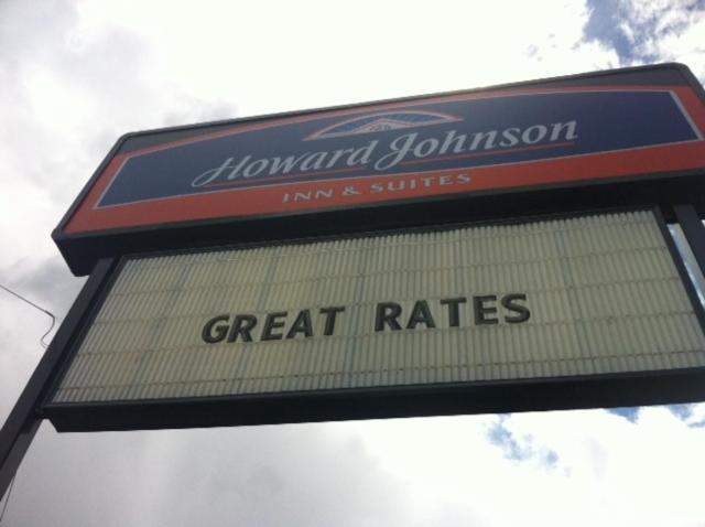 South Tacoma Suites Εξωτερικό φωτογραφία