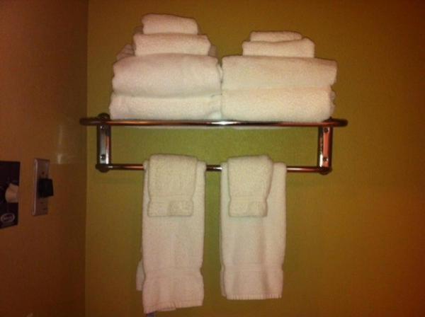 South Tacoma Suites Εξωτερικό φωτογραφία
